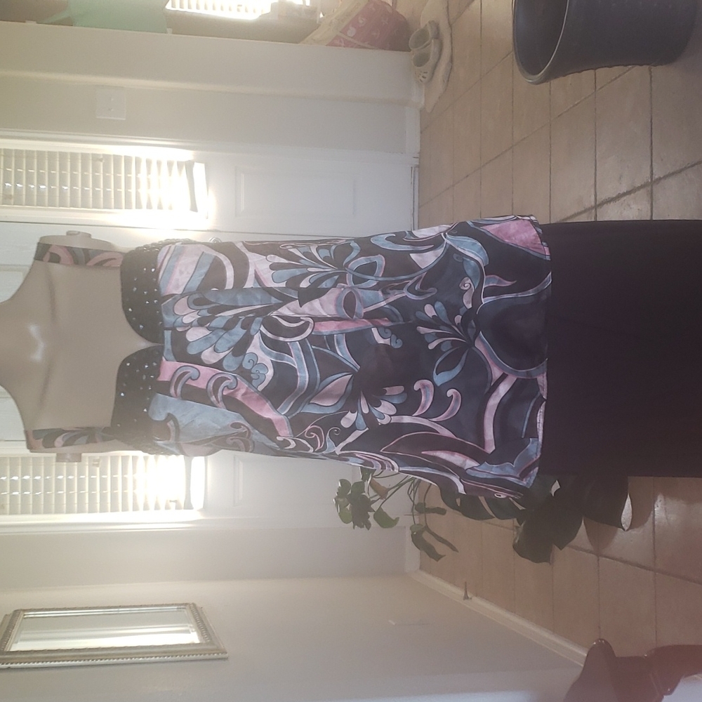 Avenue L exuberant satiny abstract floral jewel sweetheart neck